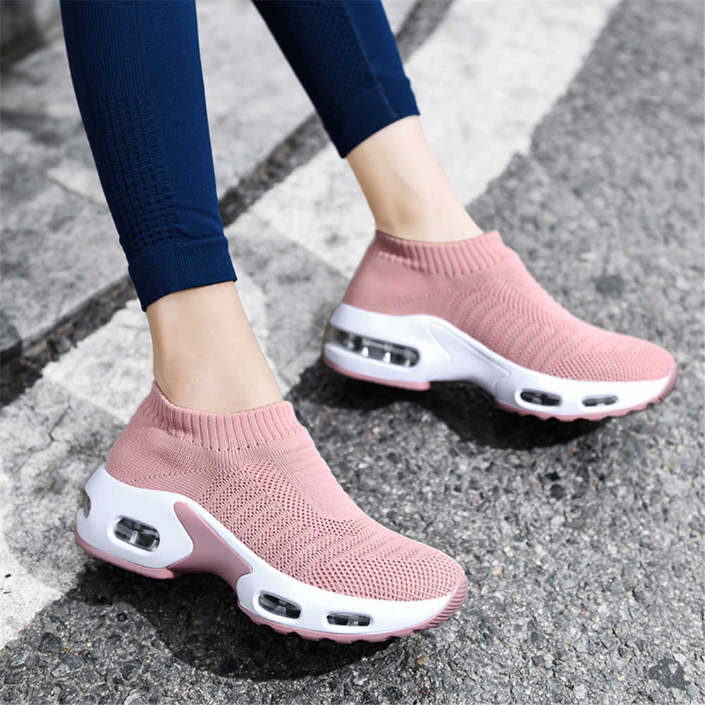 Женские ботинки на каблуке бол – обзор и цена Sneakers