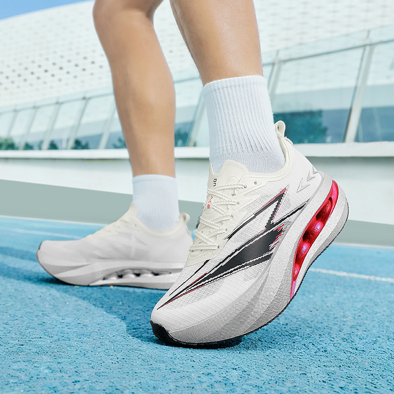 Новые кроссовки для марафонски – обзор и цена Carbon Plate Marathon Racing Shoes