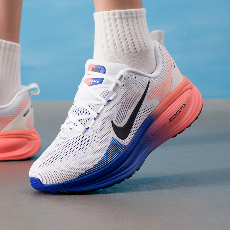 NIKE VOMERO 18 HM6803-114 – ор – обзор и цена Lightweight Road Running Shoes